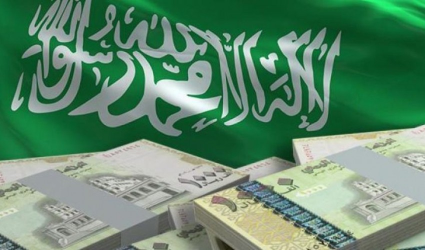 بعد ساعات من تصريحات السفير السعودي ... تغيرات كبيرة في أسعار صرف العملات الأجنبية بصنعاء وعدن